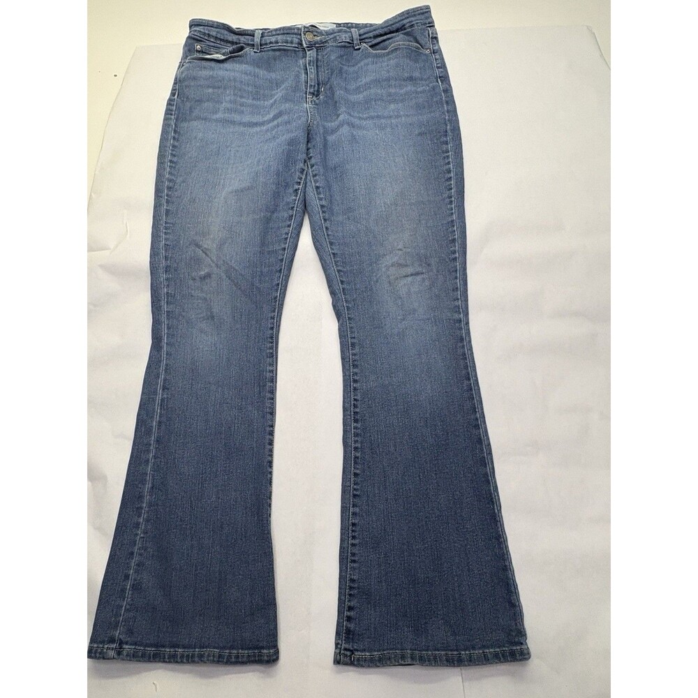 Signature Levi Strauss Jeans Women’s 16 Mid Rise Bootcut Denim